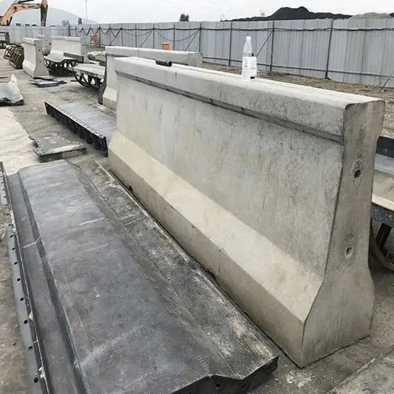 Cassaforma per guardrail