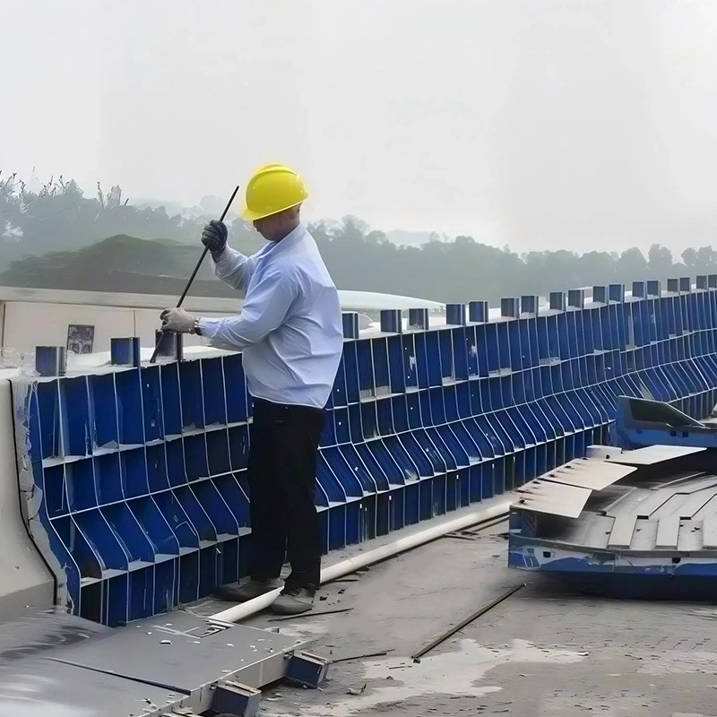 Cassaforma per guardrail