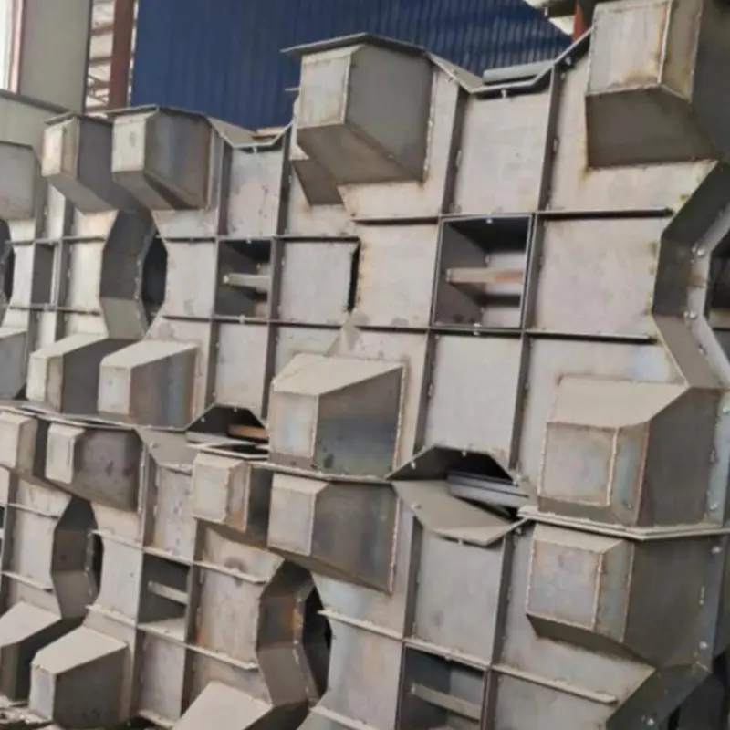 Cassaforma/stampo quadrato vuoto