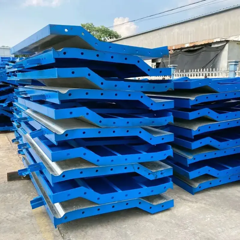 Cassaforma per guardrail
