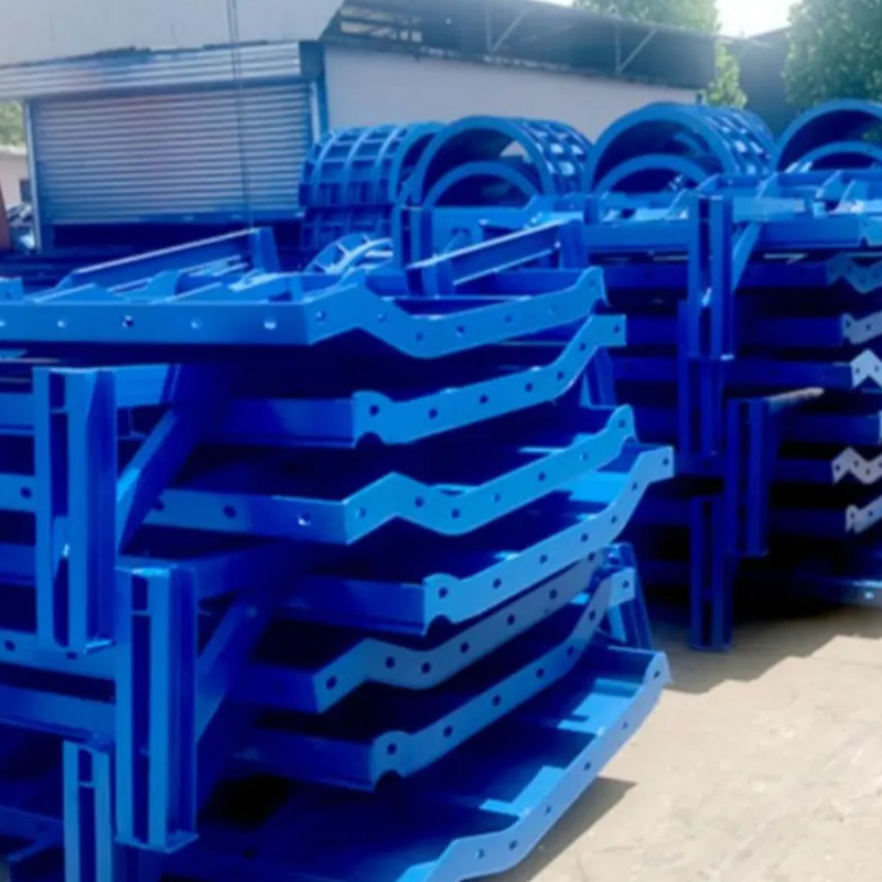 Cassaforma per guardrail